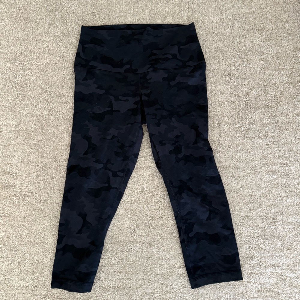 Lululemon Athletica Black Camouflage Leggings